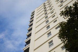 【不動産購入】中古マンションを購入する際の注意点や流れについて