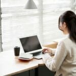 30代40代50代「おひとりさま」の平均貯蓄額のリアル。老後準備と資産を増やすコツ