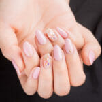 ネイルをするとストレスが軽減するらしい?!仕事の生産性を上げられる身だしなみとは？
