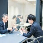 40歳～50歳代「就職氷河期」の貯蓄額はいくら？ロスジェネ世代は人事評価制度に不満を持つ傾向も