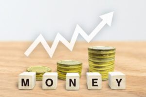 【20代の年収】平均は約300万円!収入の高い業界は?(2021年最新版)