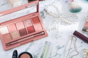 2021年春トレンドメイク!注目される大人のメイクテクニック