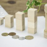 銀行口座への貯金より投資をおすすめする理由とは?投資をするメリットを紹介。