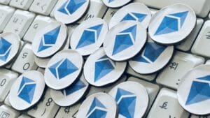 ビットコイン(BTC)に次ぐ時価総額を持つイーサリアム(ETH)とは一体何か?