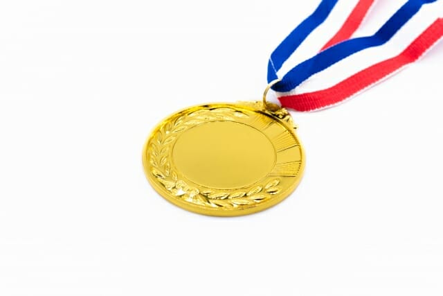 金メダルの値段はいくらで作れる？メダル獲得は金投資にもなりそう？