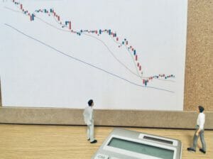 2024年【投資信託VS不動産投資】メリット・デメリットは?人気の投資方法を比較!