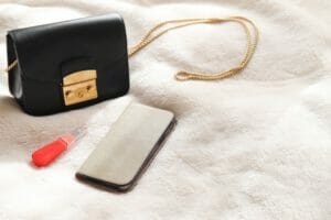 完売が続くテルファーのバッグ!売却するときの値段はどのくらい?