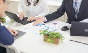 知って損なし!掛け捨て型保険と貯蓄型保険の違い