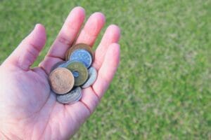 24年ぶりの最安値。1ドル144円の影響