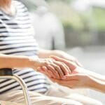 親の介護費用は準備すべき？急な出費に困らないために知っておくべきこと