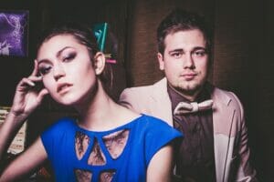 なんでメイクする男性が増えたの?女性と男性のコスメの違いも解説