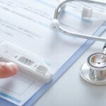 コロナインフル検査キットの市販化へ！医者にかかるのと自分で検査するのはどちらがいいの？